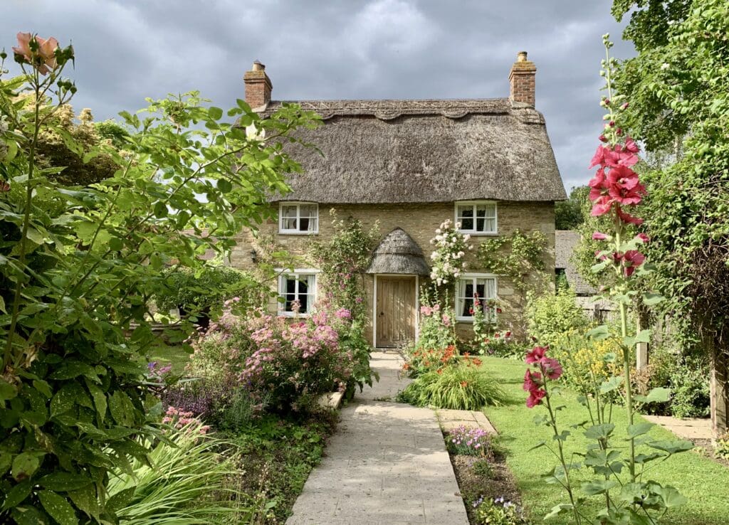 A tradition English Cottage, making a vision board for moving to England